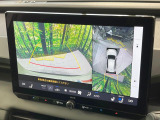 【パノラミックビューモニター】専用のカメラにより、上から見下ろしたような視点で360度クルマの周囲を確認することができます☆死角部分も確認しやすく、狭い場所での切り返しや駐車もスムーズに行えます。