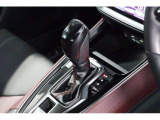 ミッションはストレート型CVTマニュアルモード付になります、CVT車ですがマニュアル感覚で運転操作ができますので愉しくお乗りになれます。