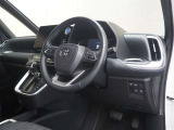 見通しのよいすっきりとした視界で、誰でも運転しやすいです。運転のしやすさは疲れにくさにも繋がりますよ♪