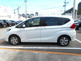 こちらのお車は、6名乗りとなっています♪