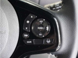 【ホンダセンシング】衝突を予測してブレーキをかけたり、前のクルマにちょうどいい距離でついていったりできる多彩な安心・快適機能を搭載した先進の安全運転支援システム。
