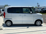 中古車の基本保証(期間は1年間・走行距離は無制限)のホット保証がついております。安心してご購入ください。※中古車保証は車両価格￥400.000-以上からになります。