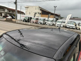 中古車という商品の特性ルーフには子キズや塗装しみ細かな凹み等があります