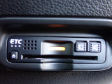 ■【ETC車載器】が装備されています。セットアップをしてお渡しとなり、ETCカードを差し込むだけで高速道路の利用が可能です。