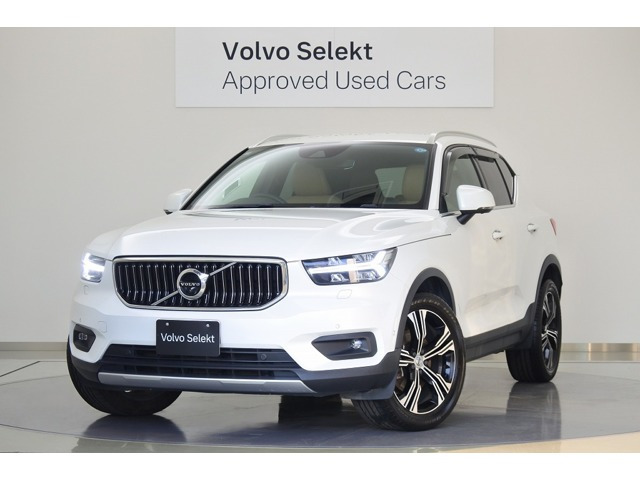 XC40 B4 AWD インスクリプション 4WD