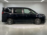 中古車のコンディションはそれぞれです、販売は原則として実車を見てからとさせて頂いております。是非見に来て下さいませ!