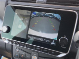 【 全方位カメラ 】上から見下ろしたように駐車が可能です。安心して縦列駐車も可能です♪