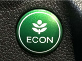 ★ECONスイッチ★ エコドライブを加速しよう!スイッチをONにすると、運転の仕方によるロスを抑え込み燃費をよくするようクルマが頑張ります(*^ー^*)燃費向上にチャレンジ♪