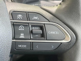 【レーダークルーズコントロール】高速道路での長距離走行が楽に!!自動で速度を保つクルーズコントロールが、衝突軽減システムと連携し、前方の車両を感知して車間を保つように速度調節してくれます!!