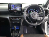 見通しのよいすっきりとした視界で、誰でも運転しやすいです。運転のしやすさは疲れにくさにも繋がりますよ♪