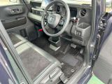 運転席開口時です。