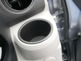 運転席ドリンクホルダー
