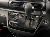 オートエアコンで快適な車内温度を演出してくれます!