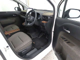 【禁煙車の定義】当店の定義・・・☆タバコ臭くない事☆コゲがない事☆灰皿等の喫煙器具が未使用の事 以上3項目をクリアした場合【禁煙車】と表示します。(現状を表しています。過去の事は、断定できません。)