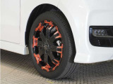 認定中古車では、厳しいHonda認定基準をクリアした厳選されたHonda認定中古車のみ、取り扱っております。「ご購入前の安心」「納車後の信頼」を車両と一緒に提供しております。