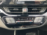 フルオートエアコン 温度設定をすれば自宅のエアコンのように車内の温度をコントロール