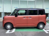 人の乗り降りも荷物の積み下ろしもスムーズな後席両側スライドドア。
