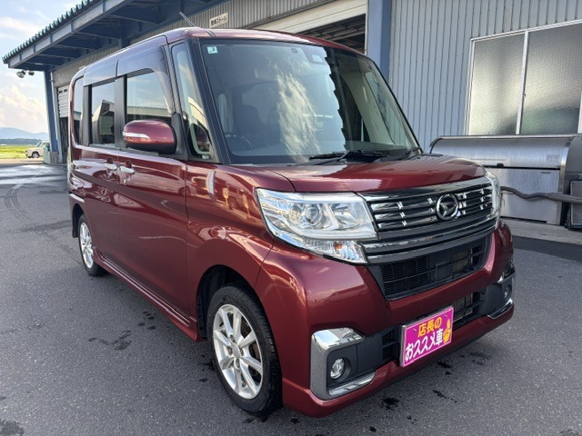 ダイハツ タントカスタム 