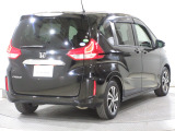ボディクリーニング後、愛車をピカピカの状態へ保護するコーティング「ブライトパック」がおススメです!水垢がつきにくく、手入れがしやすくなりますよ!いつも愛車をきれいにしておきたい方におススメです。