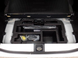 パンク修理キッドが車載されてます