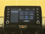 ディスプレイオーディオを装備。スマホと車をつなぐことで、これまでのナビに加えていろんなサービスが楽しめます。