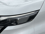 LEDヘッドランプ仕様。シャープな白光色のLEDランプを採用しました。夜の視界を明るくしてくれます。