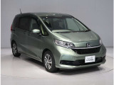 『ACC(車両追随機能)』で、予め設定した速度内で自動でスピードを調整。高速道路などの運転の時には、常に一定の車間距離を保つことができ、安全な運転と快適なドライブをサポートしてくれます。