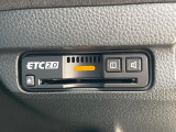 【ETC】高速道路の料金所をストレスなく通過!話題のスポットやサービスエリアに多い「スマートIC」利用時は必須のアイテムです。当店でセットアップを実施、ご納車当日からすぐにご利用いただけます!
