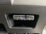 いまや快適なカーライフに欠かせないETCが付いています。