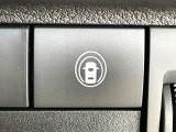 【インテリジェントエマージェンシーブレーキ】フロントカメラで前方の車両や歩行者を検知。衝突しそうな時は衝突被害軽減ブレーキが作動、衝突回避をサポート。より安全にドライブをお楽しみいただけます。