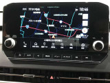 メモリーナビを装備。タッチパネル式で使いやすく、お出かけもラクラクです。