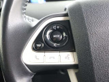 ハンドルのスイッチでオーディオの操作が出来ます。