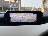 希少なセダンタイプ、ホワイトレザーのMAZDA3入庫です♪ETCやドライブレコーダー、360&deg;モニターなど装備充実!内外装程度良好♪お気軽にお問合せ下さい♪