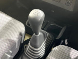 【フロア5速MT】5速MT!!走行をお楽しみいただけます♪