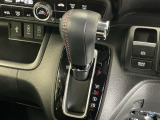 発進時から滑らかに加速する無段階変速のCVTはストップ&ゴーの多い街の中も快適です