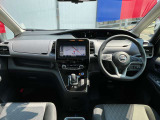 セレナ 1.2 e-POWER ハイウェイスターV 