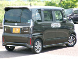 外装も丁寧に磨いております。是非1度実車をご覧ください!