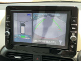空から車を見たような「アラウンドビューモニター」!車の周りが一目で確認できるので、小さなお子様や障害物があっても安心して乗ることができます。