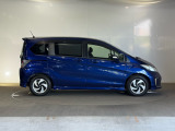 車検整備付きです。整備時にはエンジンオイル、オイルフィルター、ワイパーラバーなど、消耗品の交換も致します