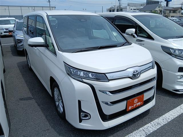 トヨタ ノア 