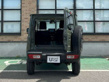 後席を倒すことで荷室空間がさらに広くなります。