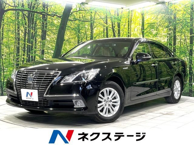 クラウン ハイブリッド 2.5 ロイヤルサルーンG Four 4WD 