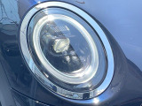 ●LEDヘッドライト:夜間走行時も良好な視界を確保し安心して運転できる高輝度LEDヘッドライトを装備!点灯速度が早く、消費電力も抑えられています。