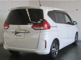 沢山乗れるのがこの車の魅力!2台で移動しないと・・・なんて時もこの車なら1台で!大活躍です♪