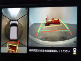 バックガイドモニターを装備しています、車庫入れもラクラクです。パノラミックビューモニターを搭載しています、上からの画像も表示されます。