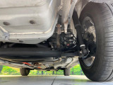 お車を安心してお乗りいただく為には、足回りの定期点検が欠かせません。サービスサポート(有償保証)では無料点検もご提供しており、安心のカーライフをお過ごしいただけるサポート体制が整っています。
