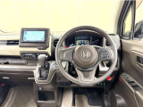 運転しやすいインパネ周りです。見やすいレイアウトで快適なドライブをサポートします☆☆