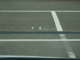 カラーヘッドアップディスプレイ付き。少ない視線移動で情報を確認できるので、運転の疲労軽減に繋がりますよ♪
