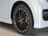 認定中古車では、厳しいHonda認定基準をクリアした厳選されたHonda認定中古車のみ、取り扱っております。「ご購入前の安心」「納車後の信頼」を車両と一緒に提供しております。