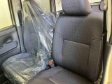 フロントシートです。ゆったり運転ができます。長距離ドライブもラクラク♪♪